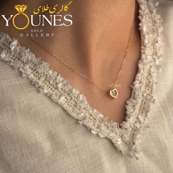 گردنبند قلب مینیمال کرم طلا